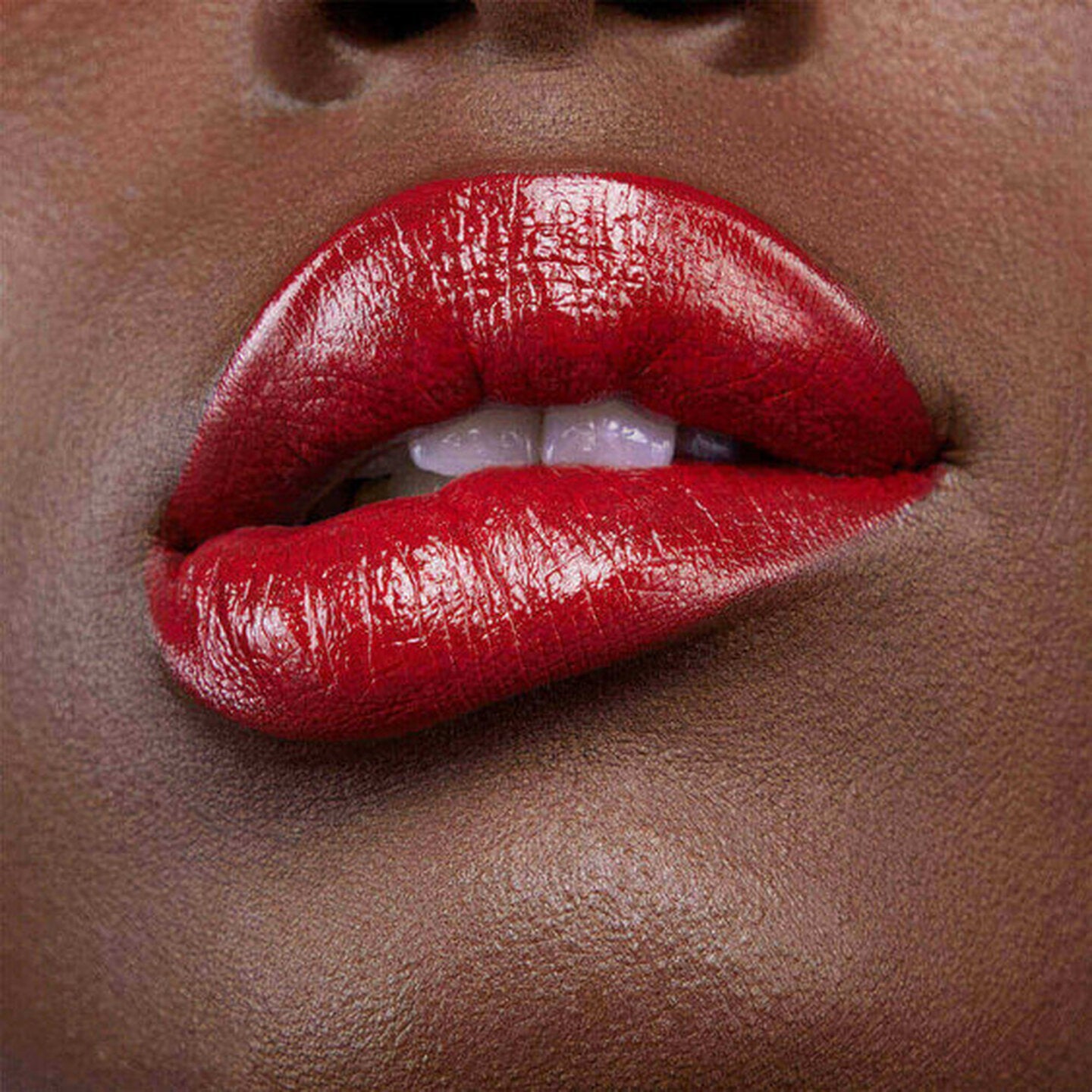 Batom Brilhante Rouge Pur Couture The Bold
